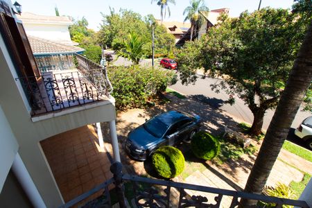 Casa de condomínio para alugar com 450m², 4 quartos e 4 vagas Casa de condomínio para alugar com 450m², 4 quartos e 4 vagasVista da Sacada da Suíte