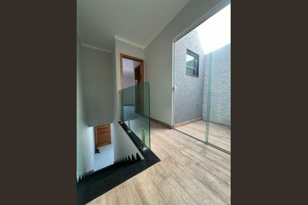 Casa à venda com 218m², 3 quartos e 5 vagas Casa à venda com 218m², 3 quartos e 5 vagasFoto 06