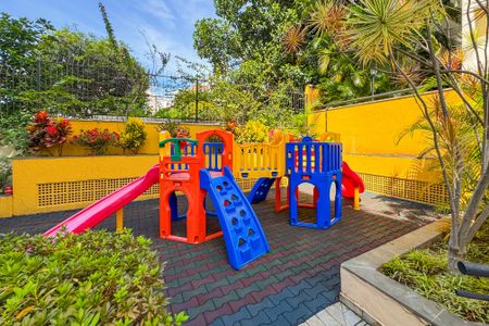 Apartamento à venda com 75m², 3 quartos e 1 vaga Apartamento à venda com 75m², 3 quartos e 1 vagaPlayground