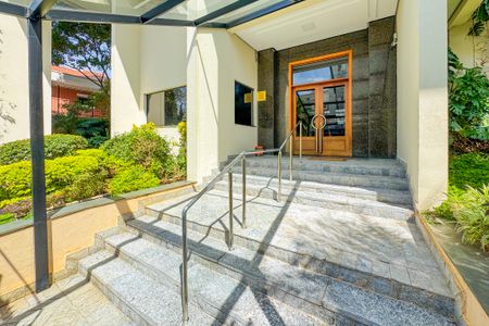 Apartamento à venda com 75m², 3 quartos e 1 vaga Apartamento à venda com 75m², 3 quartos e 1 vagaEntrada