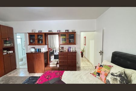 Casa à venda com 189m², 3 quartos e 2 vagas Casa à venda com 189m², 3 quartos e 2 vagasSuite