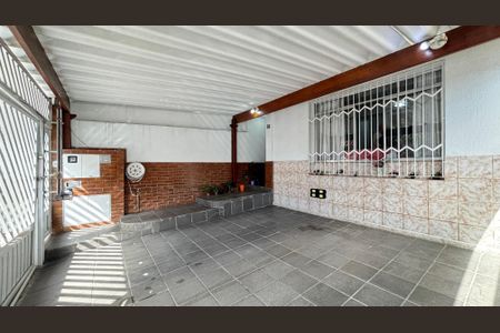 Casa à venda com 189m², 3 quartos e 2 vagas Casa à venda com 189m², 3 quartos e 2 vagasGaragem