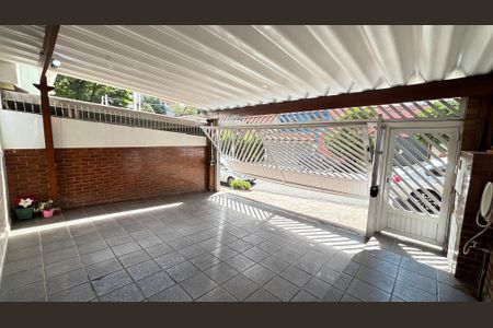 Casa à venda com 189m², 3 quartos e 2 vagas Casa à venda com 189m², 3 quartos e 2 vagasGaragem