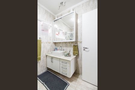 Casa de condomínio à venda com 290m², 3 quartos e 4 vagas Casa de condomínio à venda com 290m², 3 quartos e 4 vagasBanheiro da Suíte