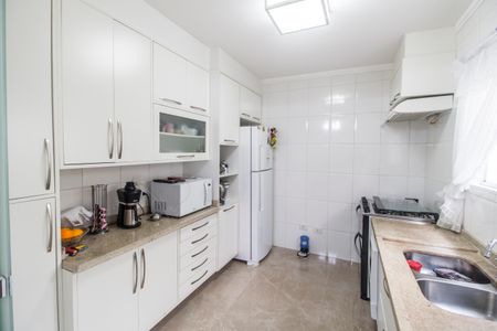 Casa de condomínio à venda com 290m², 3 quartos e 4 vagas Casa de condomínio à venda com 290m², 3 quartos e 4 vagasCozinha