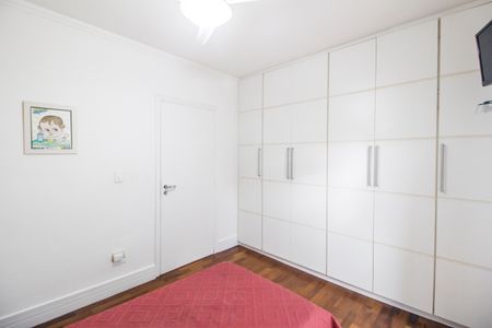 Casa de condomínio à venda com 290m², 3 quartos e 4 vagas Casa de condomínio à venda com 290m², 3 quartos e 4 vagasQuarto 1