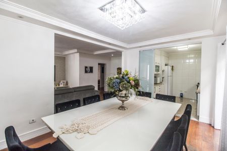 Casa de condomínio à venda com 290m², 3 quartos e 4 vagas Casa de condomínio à venda com 290m², 3 quartos e 4 vagasSala