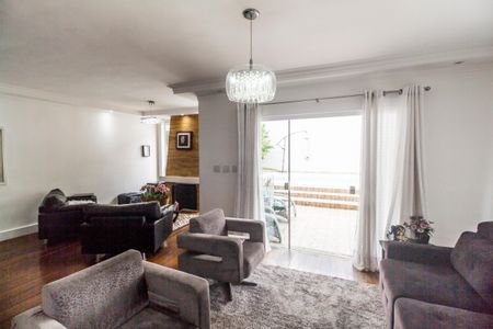 Casa de condomínio à venda com 290m², 3 quartos e 4 vagas Casa de condomínio à venda com 290m², 3 quartos e 4 vagasSala