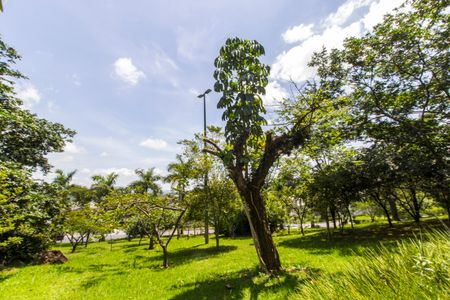 Casa de condomínio à venda com 290m², 3 quartos e 4 vagas Casa de condomínio à venda com 290m², 3 quartos e 4 vagasÁrea comum