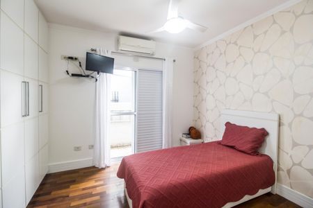 Casa de condomínio à venda com 290m², 3 quartos e 4 vagas Casa de condomínio à venda com 290m², 3 quartos e 4 vagasQuarto 2