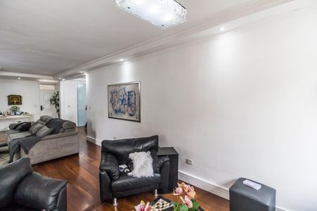 Casa de condomínio à venda com 290m², 3 quartos e 4 vagas Casa de condomínio à venda com 290m², 3 quartos e 4 vagasSala