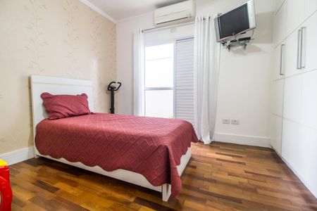 Casa de condomínio à venda com 290m², 3 quartos e 4 vagas Casa de condomínio à venda com 290m², 3 quartos e 4 vagasQuarto 3