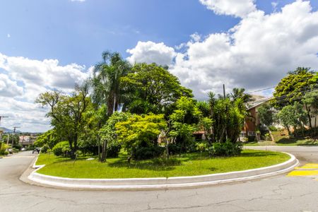 Casa de condomínio à venda com 290m², 3 quartos e 4 vagas Casa de condomínio à venda com 290m², 3 quartos e 4 vagasÁrea comum