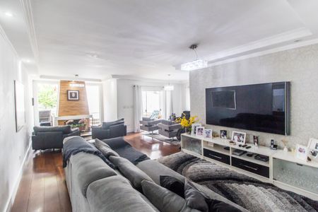 Casa de condomínio à venda com 290m², 3 quartos e 4 vagas Casa de condomínio à venda com 290m², 3 quartos e 4 vagasSala