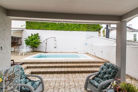 Casa de condomínio à venda com 290m², 3 quartos e 4 vagas Casa de condomínio à venda com 290m², 3 quartos e 4 vagasVista da Sala