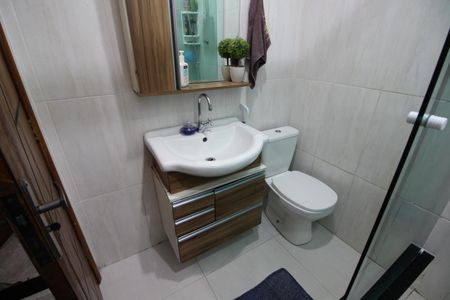 Casa à venda com 90m², 2 quartos e 2 vagasBanheiro Social