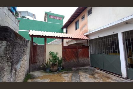 Casa à venda com 90m², 2 quartos e 2 vagas Casa à venda com 90m², 2 quartos e 2 vagasFachada Interna