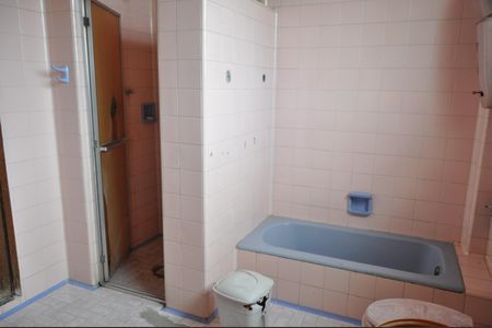 Casa à venda com 300m², 4 quartos e 4 vagasBanheiro