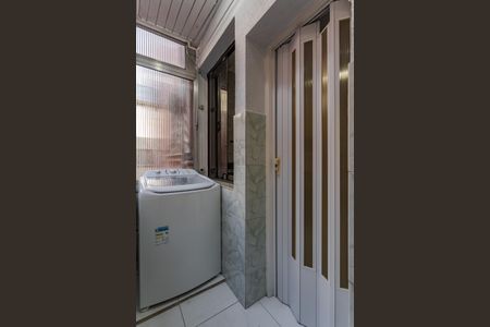 Apartamento à venda com 130m², 3 quartos e 1 vagaÁrea de Serviço