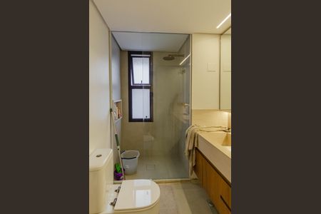 Apartamento à venda com 155m², 3 quartos e 2 vagasBanheiro da Suíte 1