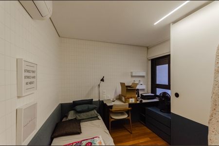 Apartamento à venda com 155m², 3 quartos e 2 vagasSuíte 1