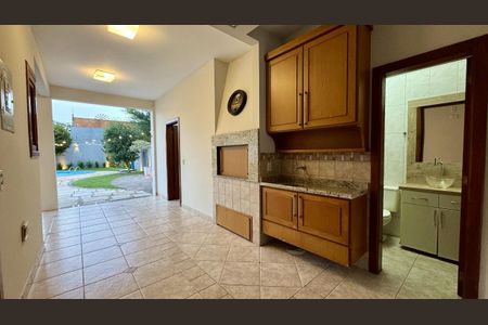 Casa à venda com 253m², 3 quartos e 4 vagas Casa à venda com 253m², 3 quartos e 4 vagasÁrea comum