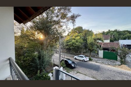 Casa à venda com 253m², 3 quartos e 4 vagas Casa à venda com 253m², 3 quartos e 4 vagasVista da Varanda