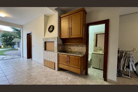 Casa à venda com 253m², 3 quartos e 4 vagas Casa à venda com 253m², 3 quartos e 4 vagasÁrea comum