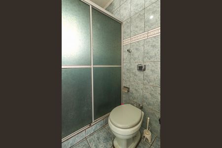 Casa à venda com 200m², 4 quartos e 2 vagasBanheiro da Suíte