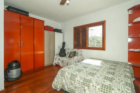 Casa à venda com 200m², 4 quartos e 2 vagasQuarto 2