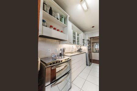 Apartamento à venda com 159m², 4 quartos e 3 vagas Apartamento à venda com 159m², 4 quartos e 3 vagasCozinha