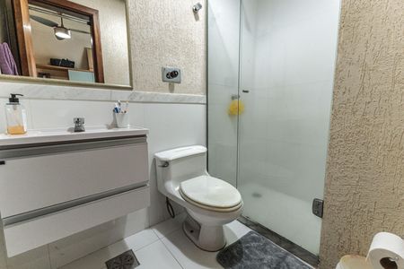 Apartamento à venda com 159m², 4 quartos e 3 vagas Apartamento à venda com 159m², 4 quartos e 3 vagasBanheiro da Suíte 3