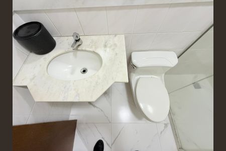 Apartamento à venda com 159m², 4 quartos e 3 vagasBanheiro da Suíte 1