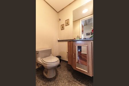 Apartamento à venda com 159m², 4 quartos e 3 vagas Apartamento à venda com 159m², 4 quartos e 3 vagasLavabo