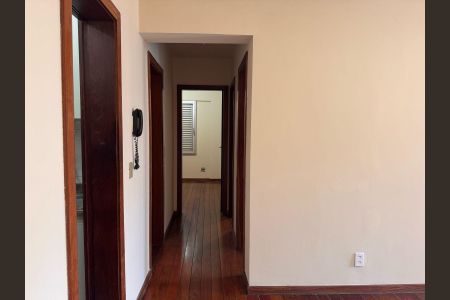Apartamento à venda com 75m², 2 quartos e 1 vaga Apartamento à venda com 75m², 2 quartos e 1 vagaCorredor