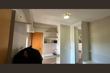 Apartamento à venda com 117m², 3 quartos e 2 vagasQuarto