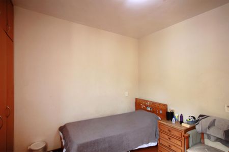 Apartamento à venda com 107m², 4 quartos e 3 vagasQuarto 4