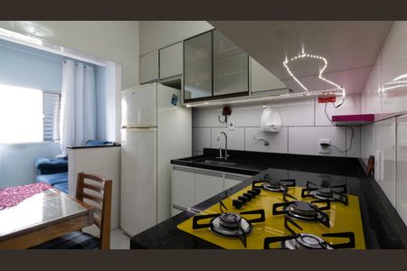 Casa à venda com 182m², 8 quartos e 1 vaga Casa à venda com 182m², 8 quartos e 1 vagaCozinha
