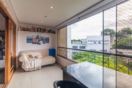 Apartamento à venda com 119m², 3 quartos e 2 vagas Apartamento à venda com 119m², 3 quartos e 2 vagasVaranda da Sala