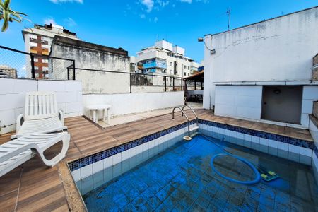 Apartamento à venda com 245m², 4 quartos e 2 vagasCobertura