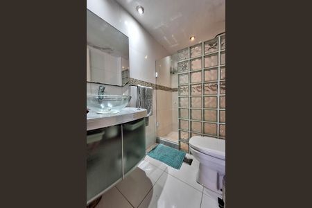 Apartamento à venda com 245m², 4 quartos e 2 vagasBanheiro da Suíte 1