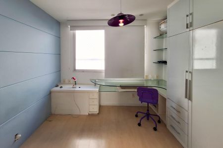 Apartamento à venda com 245m², 4 quartos e 2 vagasQuarto 1