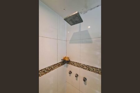 Apartamento à venda com 245m², 4 quartos e 2 vagasBanheiro da Suíte 1