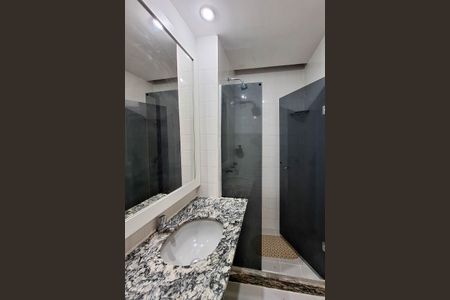 Apartamento à venda com 245m², 4 quartos e 2 vagasBanheiro da Suíte 2