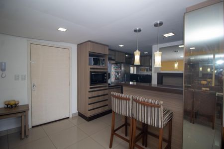 Apartamento à venda com 117m², 3 quartos e sem vagaSala