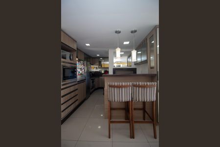 Apartamento à venda com 117m², 3 quartos e sem vagaSala