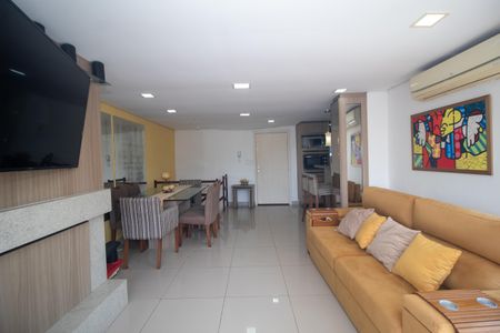 Apartamento à venda com 117m², 3 quartos e sem vagaSala