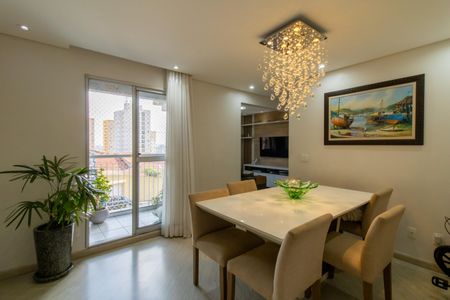 Apartamento à venda com 67m², 2 quartos e 1 vagaSala de Jantar