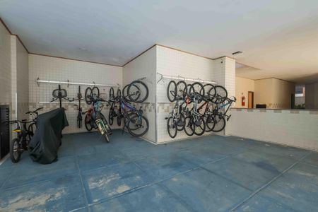 Apartamento à venda com 95m², 3 quartos e sem vaga Apartamento à venda com 95m², 3 quartos e sem vagaÁrea Comum Bicicletário