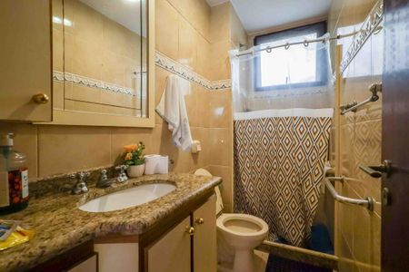 Apartamento à venda com 95m², 3 quartos e sem vaga Apartamento à venda com 95m², 3 quartos e sem vagaBanheiro da Suíte